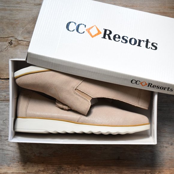 Leather Slip On Shoes | Sneaker | Size 9 Womens Shoe | Casual Shoes | Leather - Picture 9 of 11